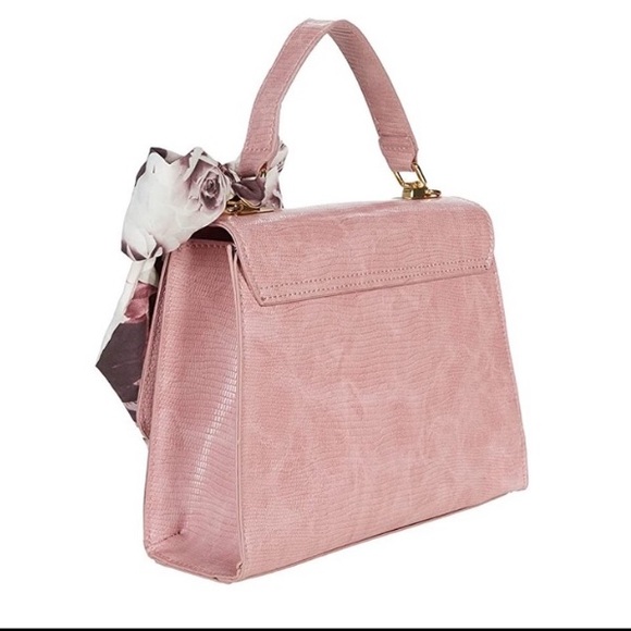 Betsey Johnson XOMandy pink croc embossed top handle bag crossbody w scarf - Picture 3 of 8